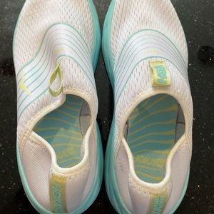 Women’s Hoka ORA Recovery Shoe Size 11. Worn twice